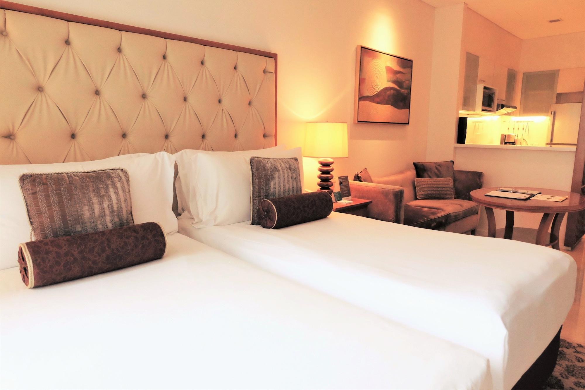 Joy Nostalg Hotel And Suites Manila Managed By The Ascott Limited Pasig City Екстер'єр фото