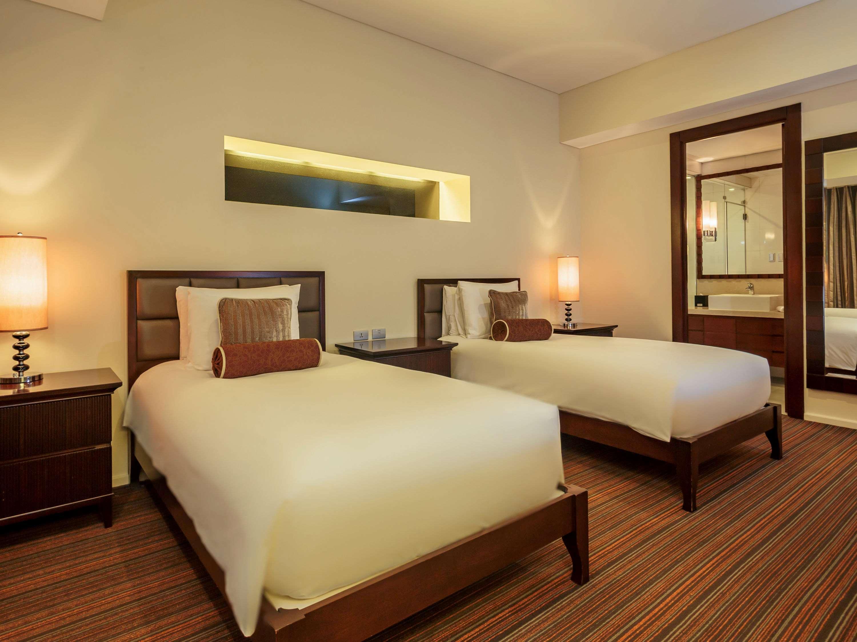 Joy Nostalg Hotel And Suites Manila Managed By The Ascott Limited Pasig City Екстер'єр фото