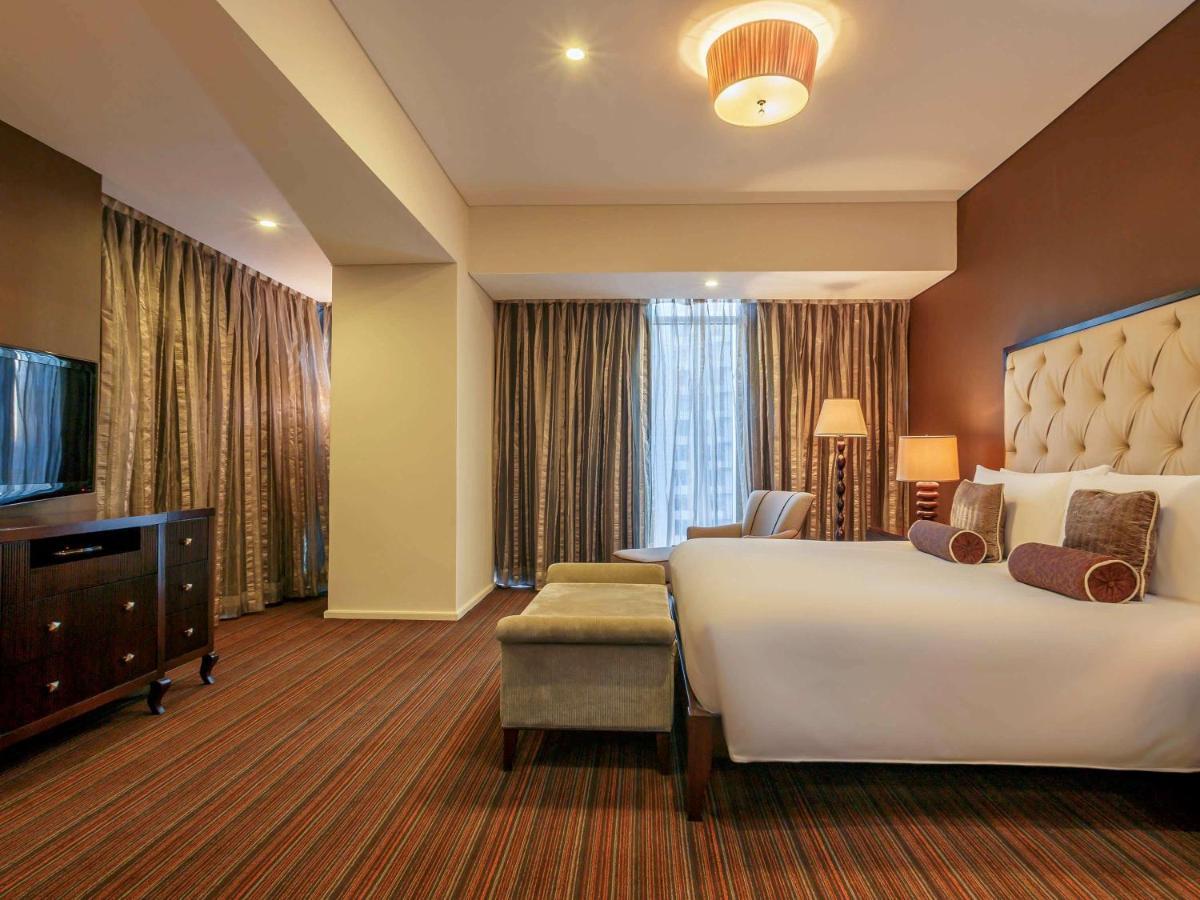 Joy Nostalg Hotel And Suites Manila Managed By The Ascott Limited Pasig City Екстер'єр фото