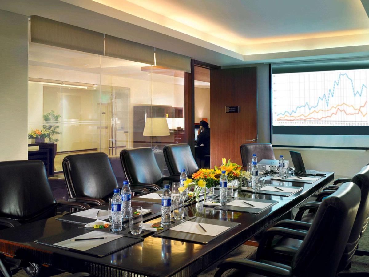 Joy Nostalg Hotel And Suites Manila Managed By The Ascott Limited Pasig City Екстер'єр фото